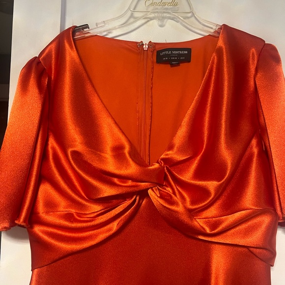 Little Mistress Plus Bridesmaids V-Neck Tea Dress in Sunset Orange 14 Maxi Silky - Picture 12 of 15